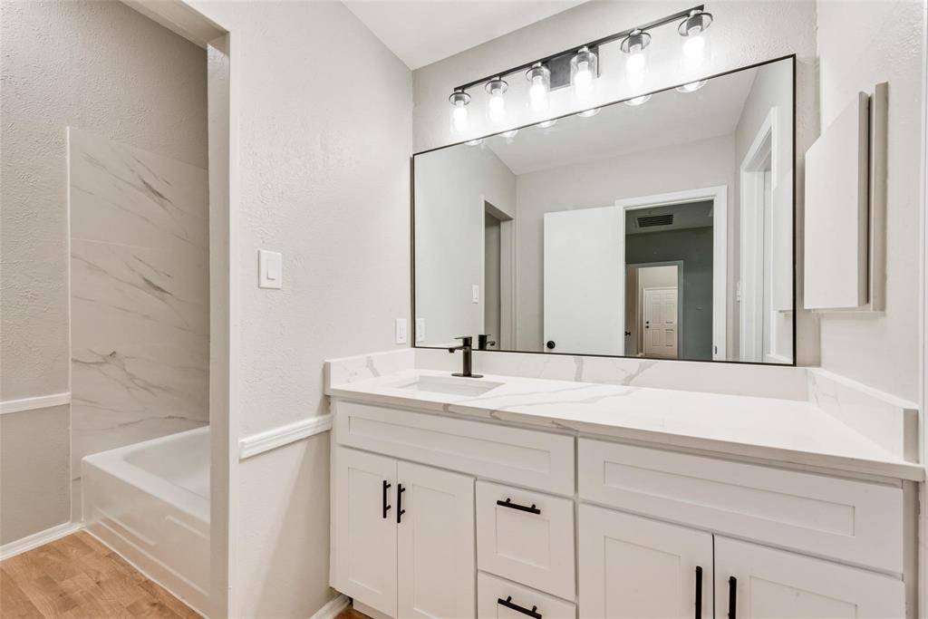 10406 High Hollows Drive #226, Dallas, TX 75230