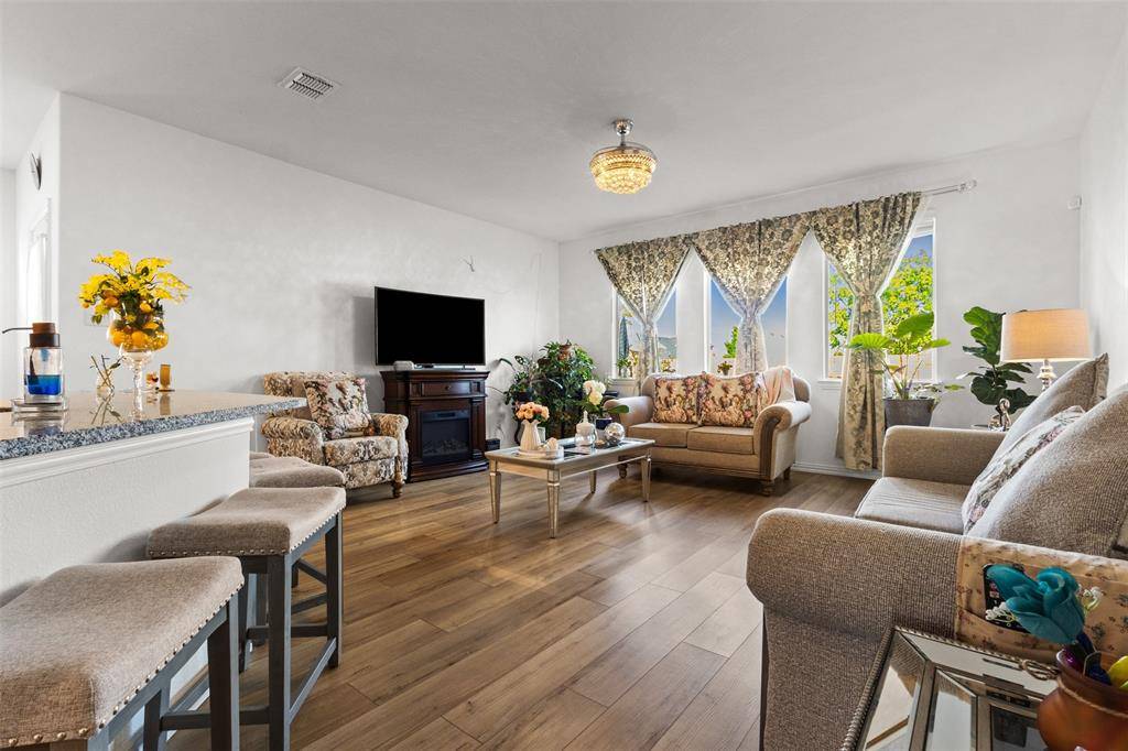 109 Laurenbrooke Drive, Anna, TX 75409