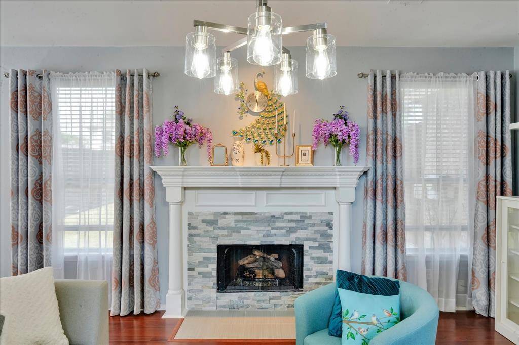 2071 Sunset Lane, Lewisville, TX 75067