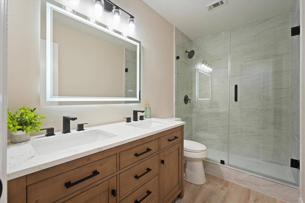 2905 Lakewood Drive, Denton, TX 76207