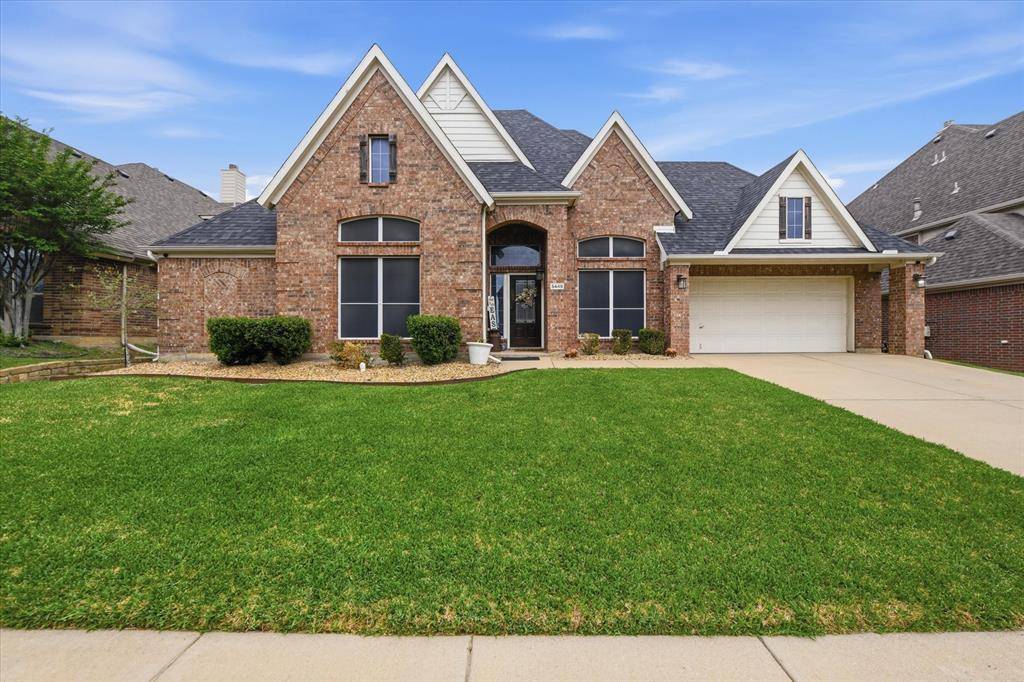 5449 Lori Valley Lane, Fort Worth, TX 76244