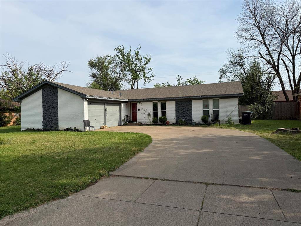 1305 Pinehurst Drive, Fort Worth, TX 76134