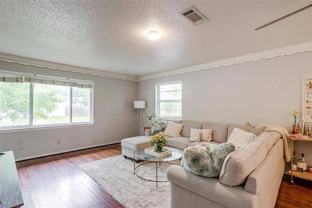 3217 Lubbock Avenue #B, Fort Worth, TX 76109