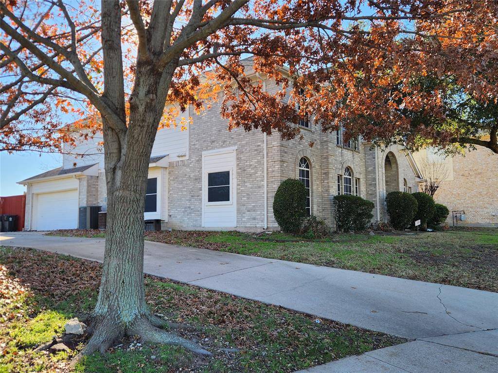 328 Ashley Place, Murphy, TX 75094