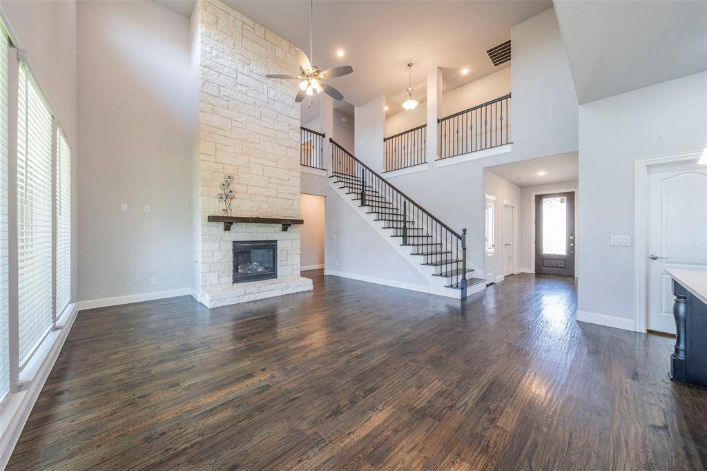 9489 Autumn Glen Drive, Frisco, TX 75033