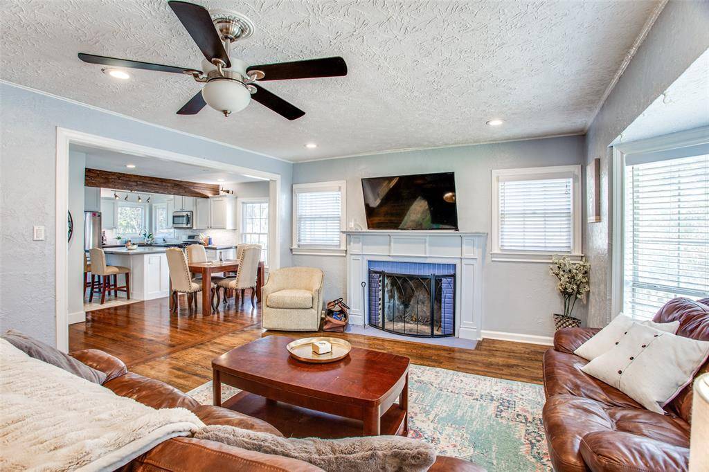 1405 Bluebonnet Drive, Fort Worth, TX 76111