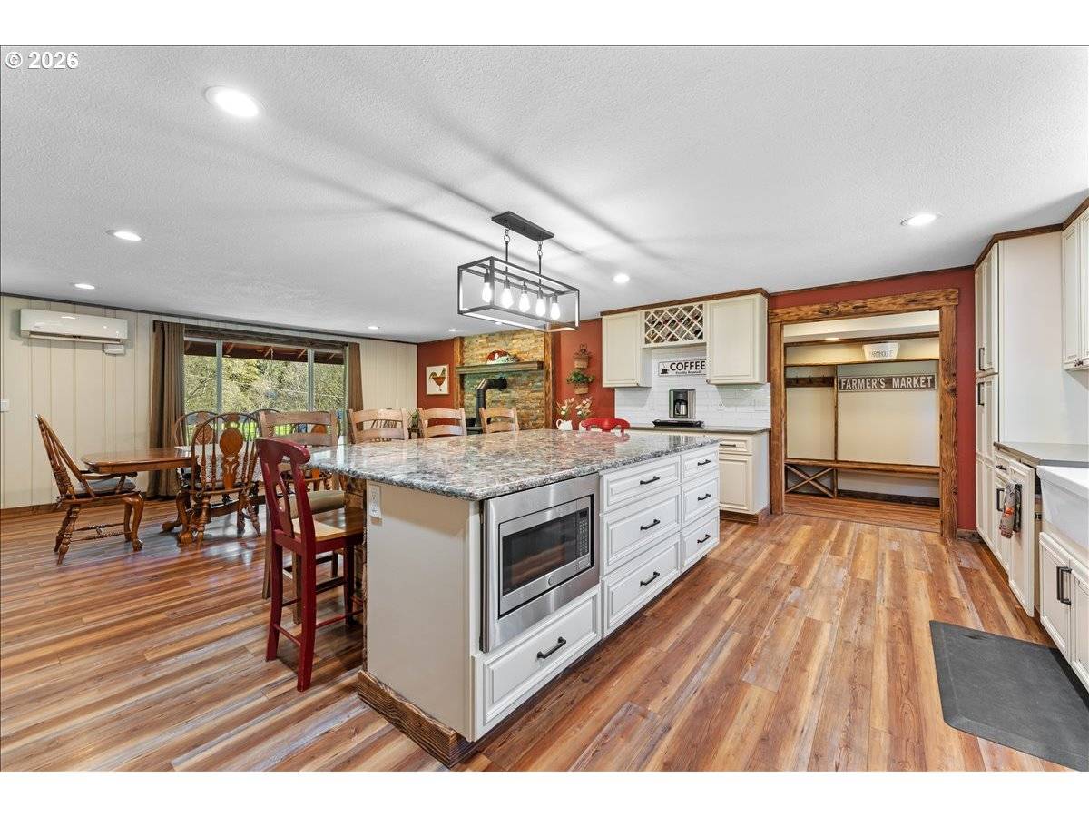 19910 NE 356TH ST, Yacolt, WA 98675