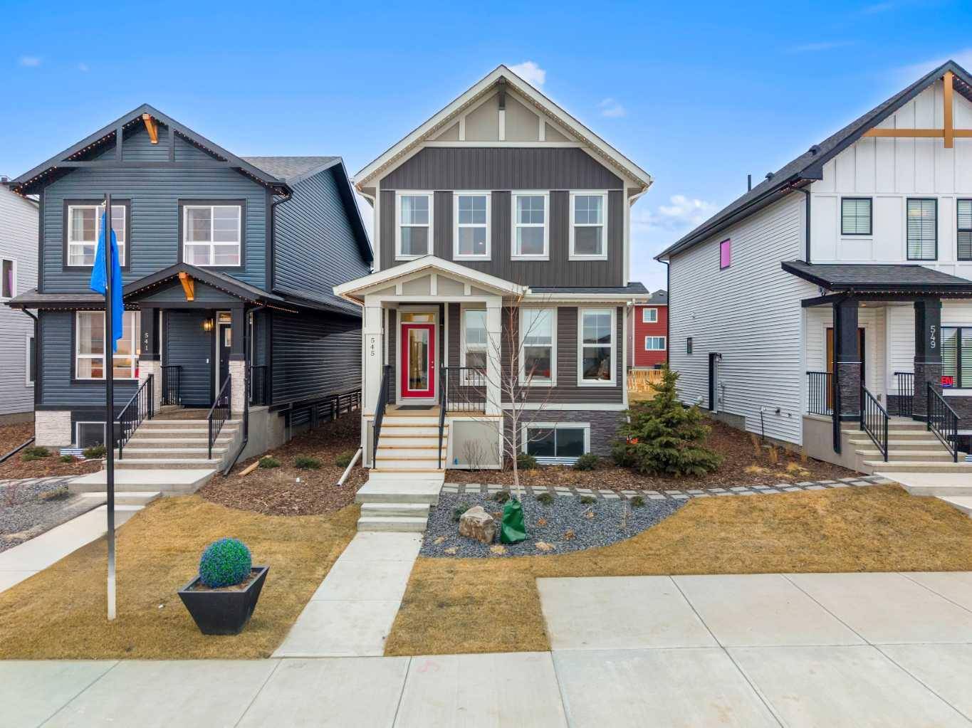 545 Bridgeport ST, Chestermere, AB T1X 3E1