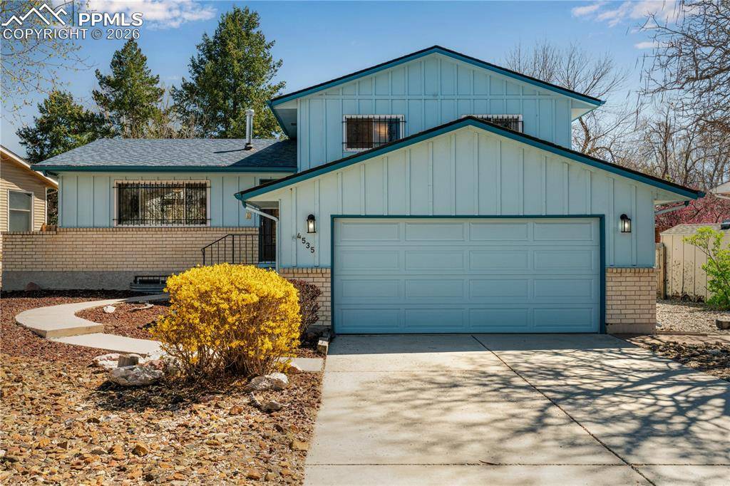 4535 Whimsical DR, Colorado Springs, CO 80917