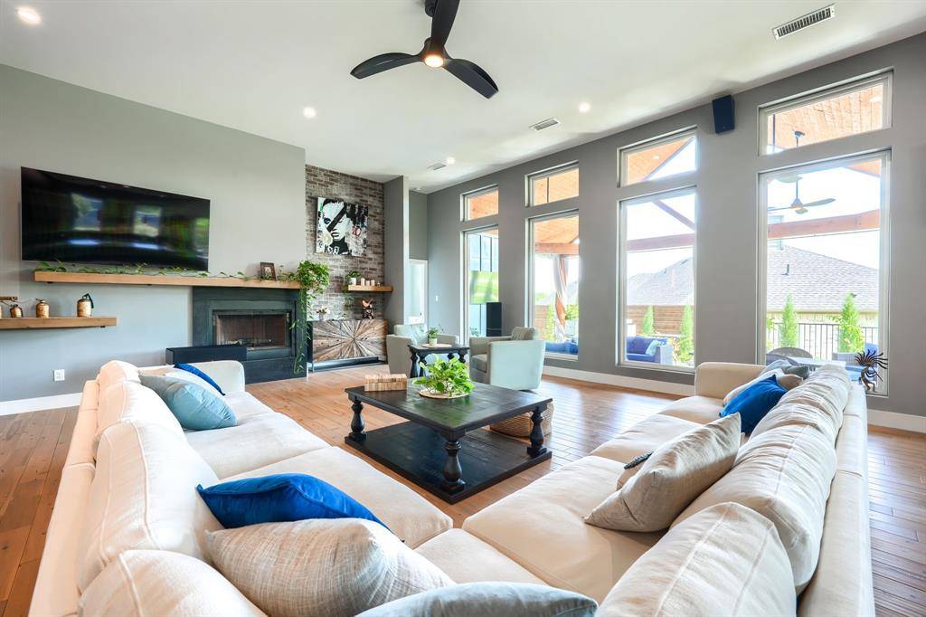 820 E Heath Street, Rockwall, TX 75087