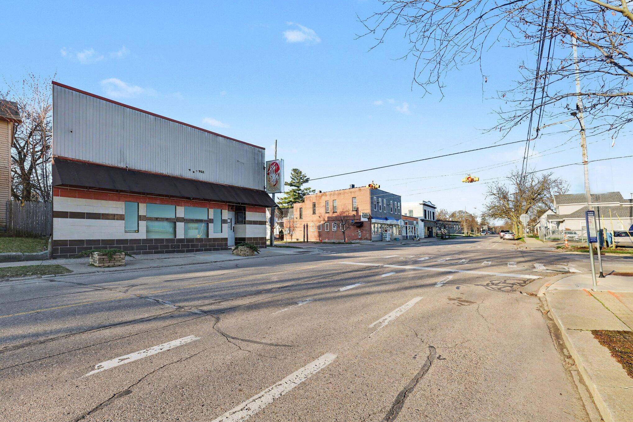 760 Butterworth ST SW, City Of Grand Rapids, MI 49504