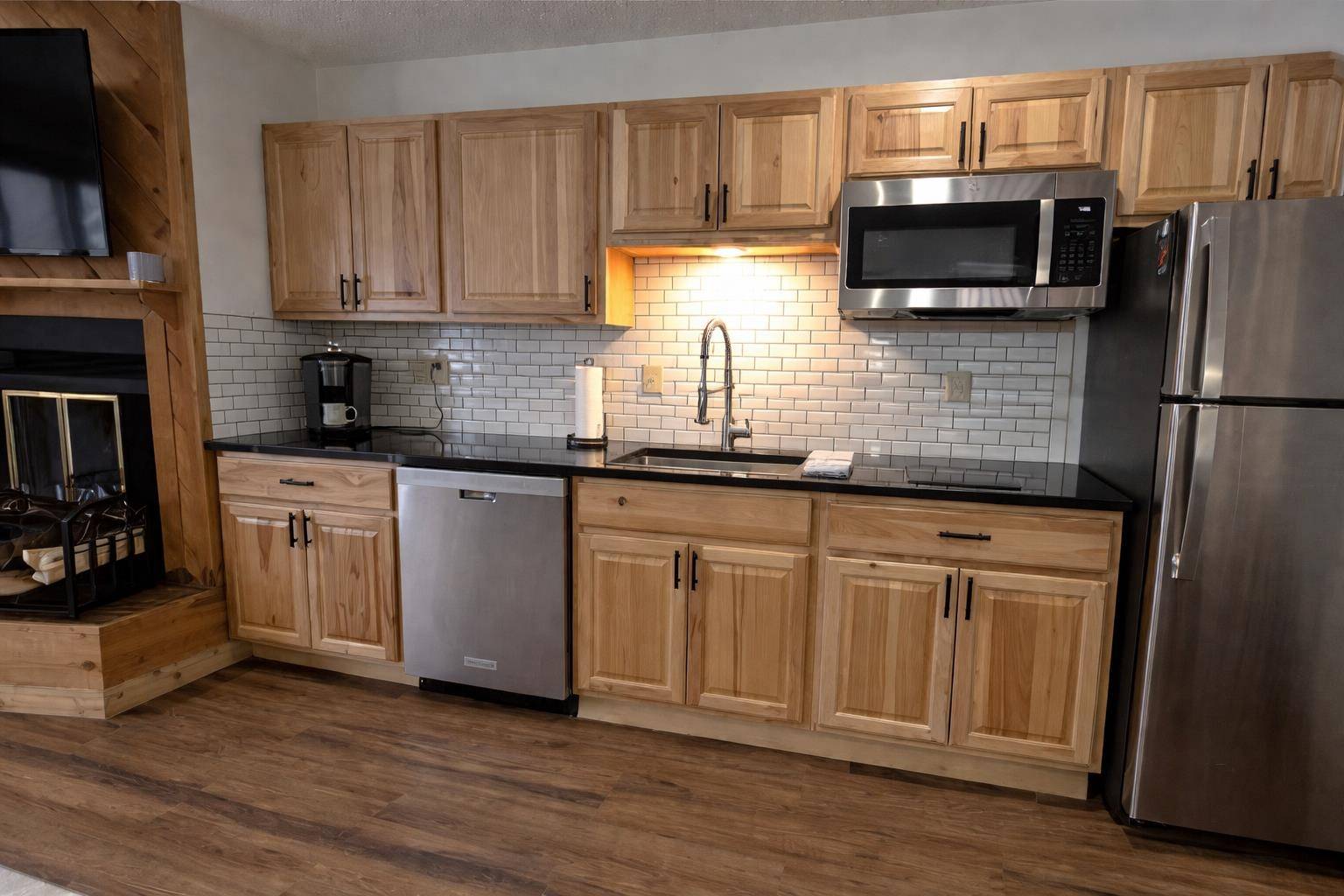 6658 Schuss Mountain LN, Custer Twp, MI 49659