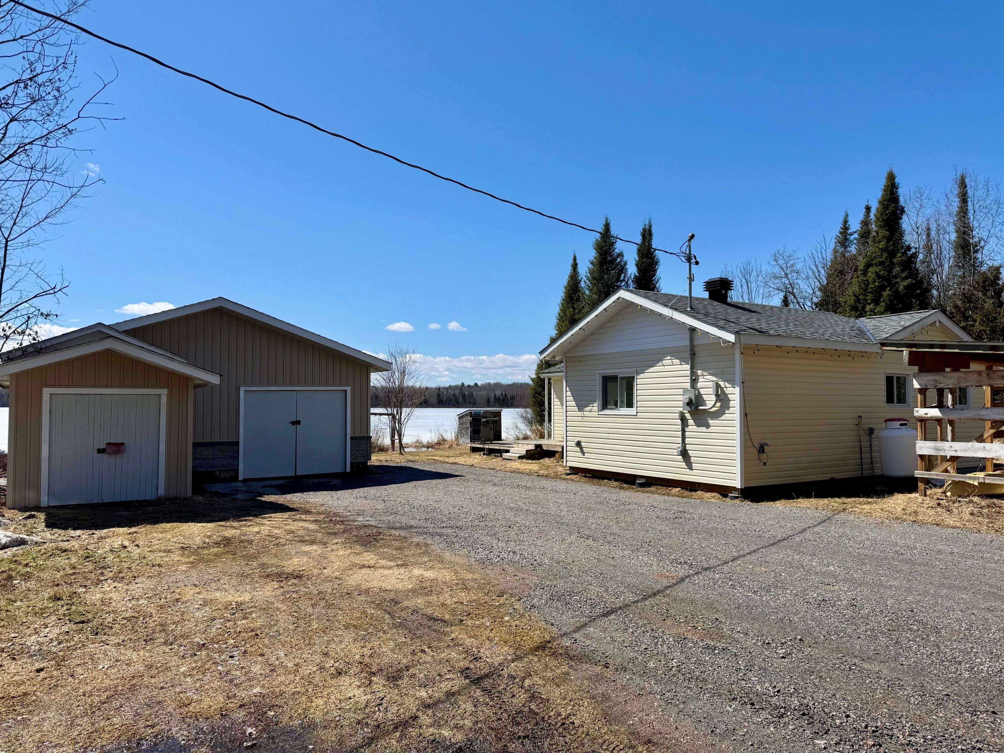 286 Mallard Haven RD, Chisholm, ON P0H 1B0