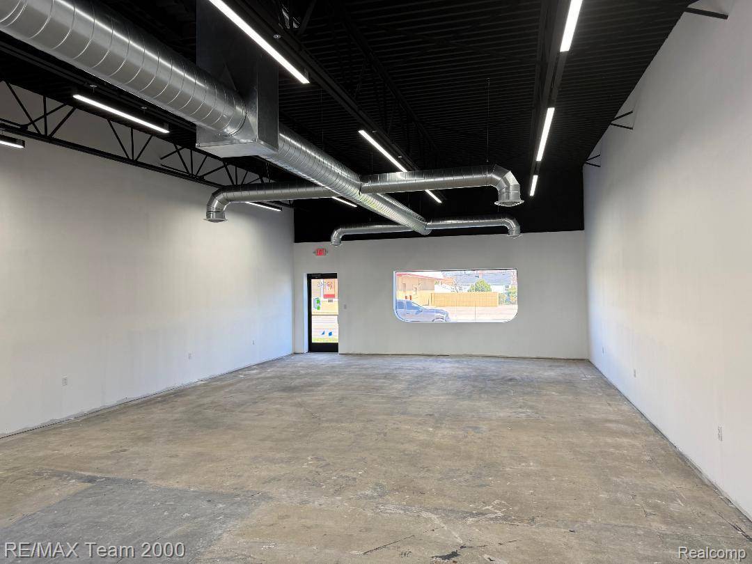 13645 Northline RD, Southgate, MI 48195