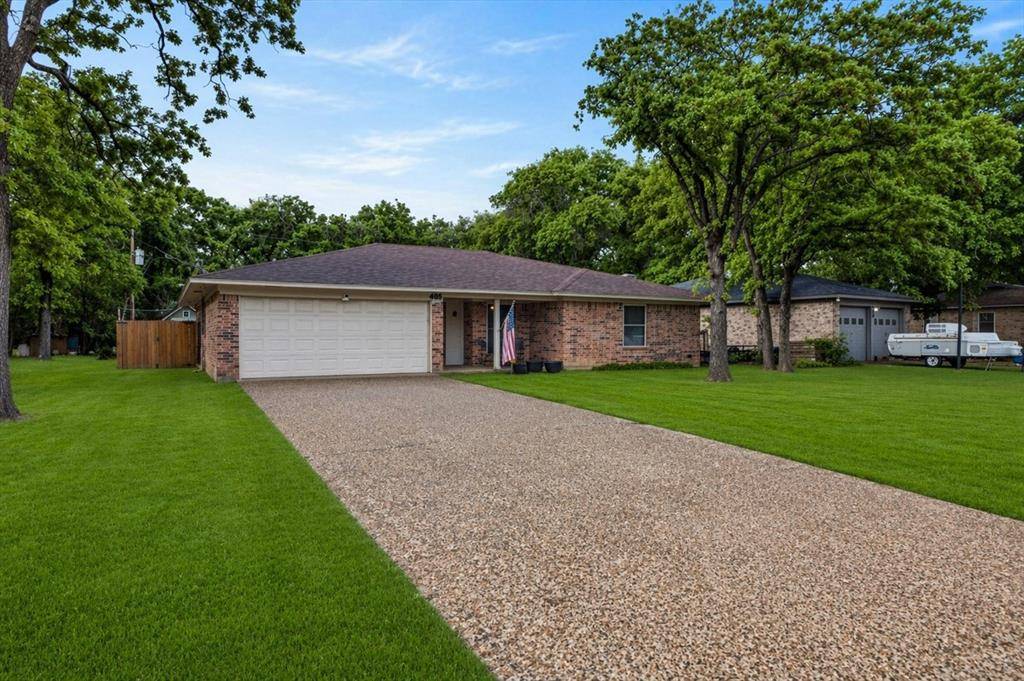 405 Pecan Street, Azle, TX 76020