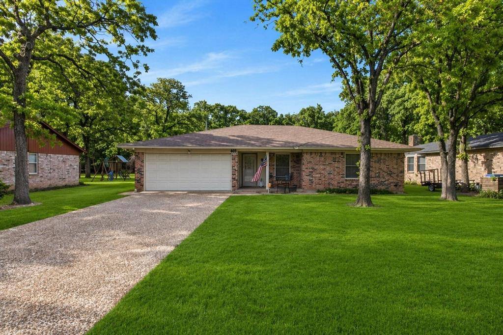 405 Pecan Street, Azle, TX 76020