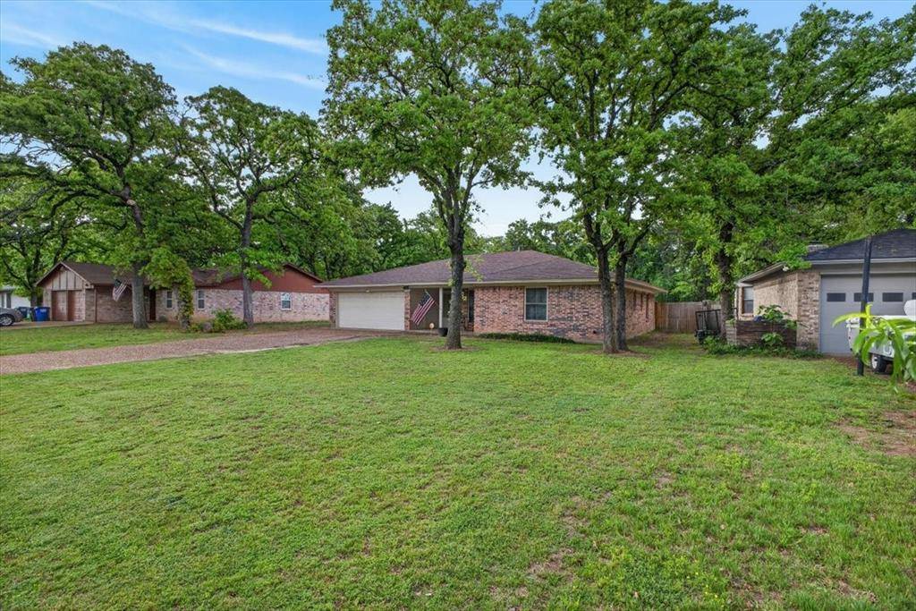 405 Pecan Street, Azle, TX 76020