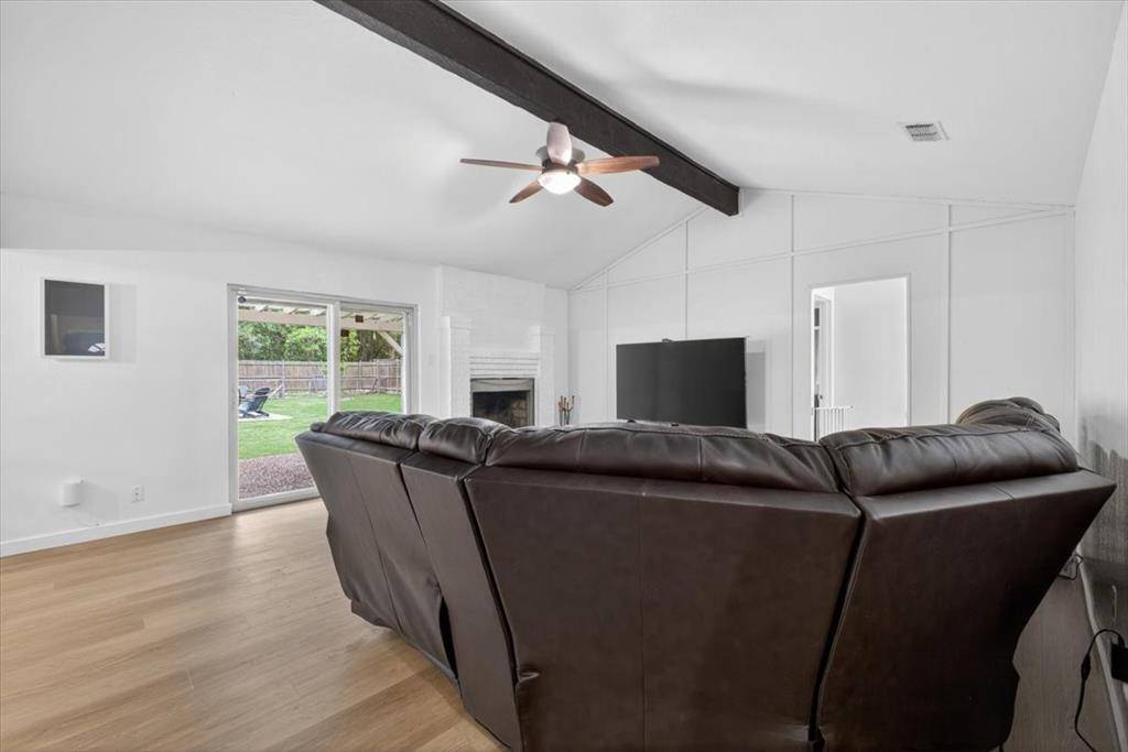 405 Pecan Street, Azle, TX 76020