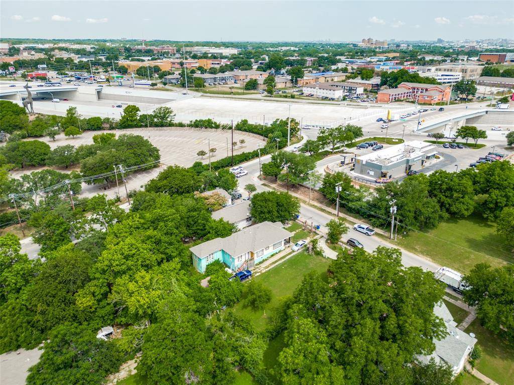 810 E 12th Street, Dallas, TX 75203