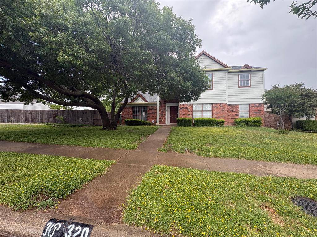 320 W Williams Street, Cedar Hill, TX 75104