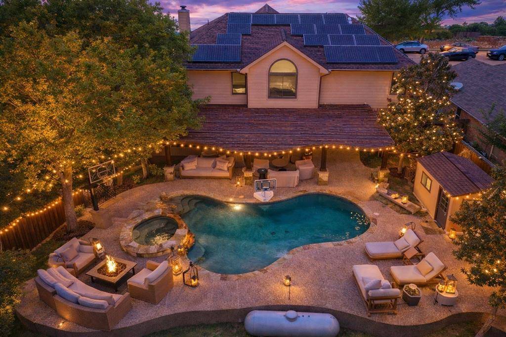 1088 Pondview Drive, Cedar Hill, TX 75104