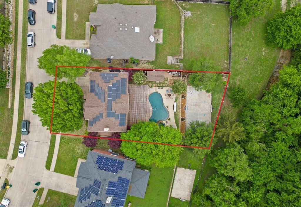 1088 Pondview Drive, Cedar Hill, TX 75104