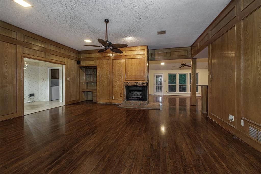 469 County Road 3788, Quinlan, TX 75474