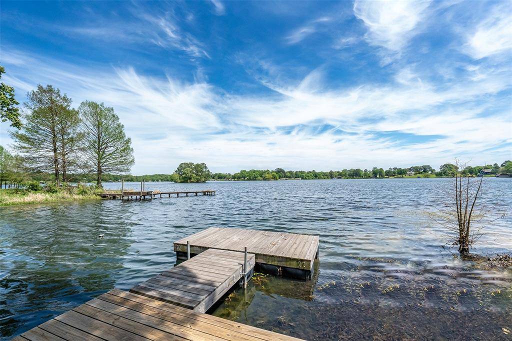 11821 W Lake Drive, Murchison, TX 75778