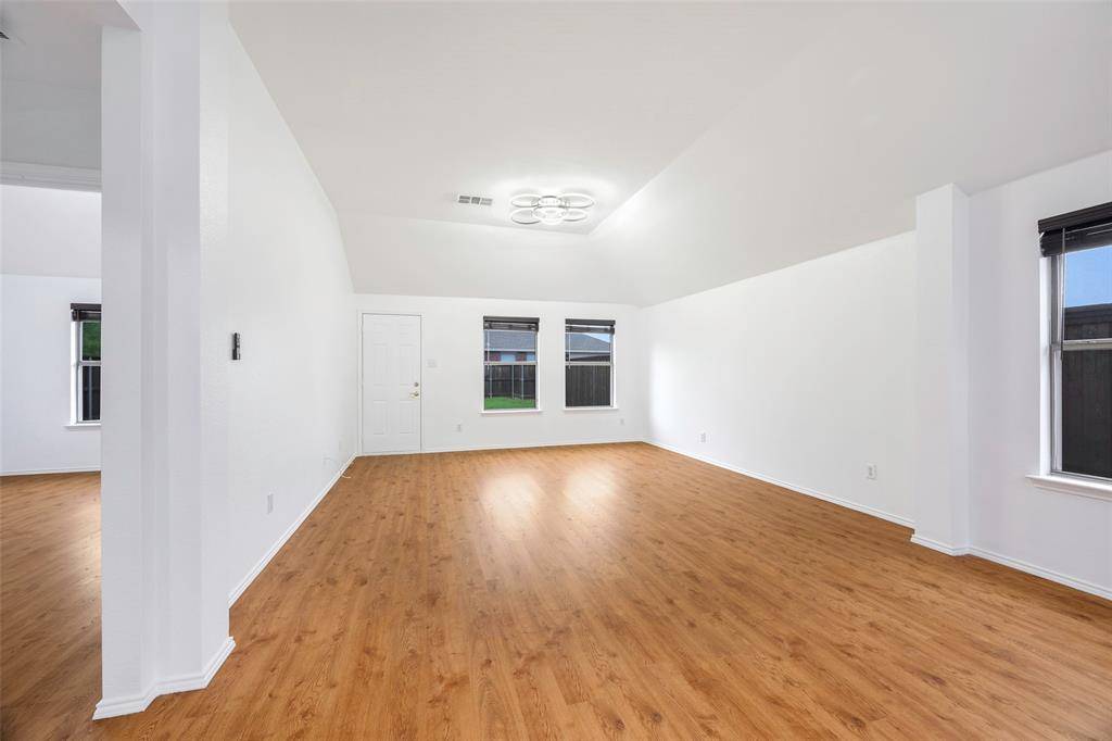 1001 Campbell Drive, Mckinney, TX 75071