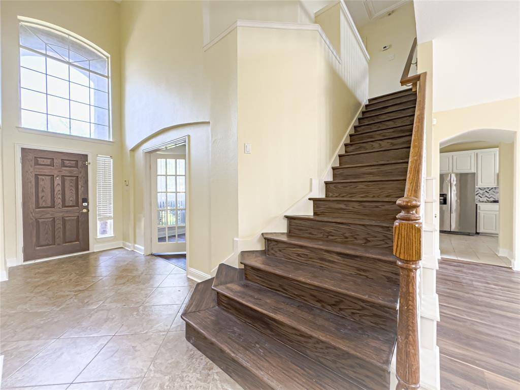 1905 Meera Lane, Mansfield, TX 76063