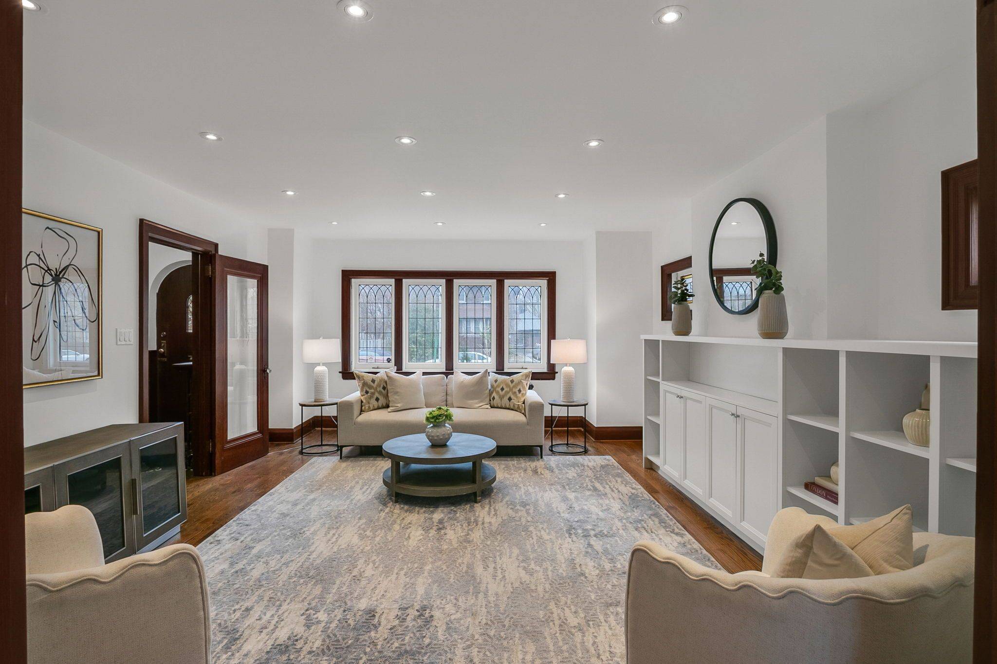 7 Fleming CRES, Toronto C11, ON M4G 2A9