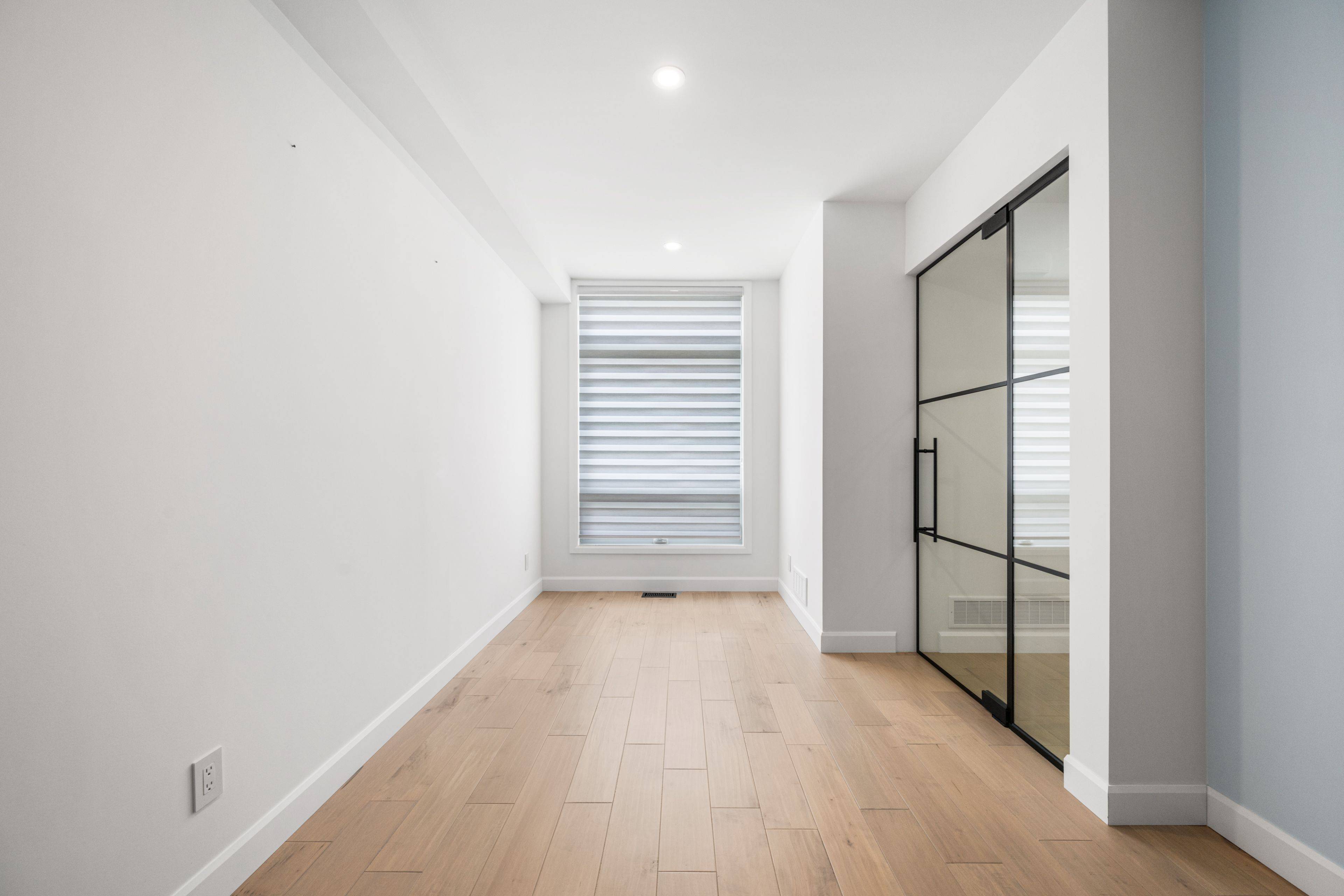 679 Broadview AVE, Carlingwood - Westboro And Area, ON K2A 2L9