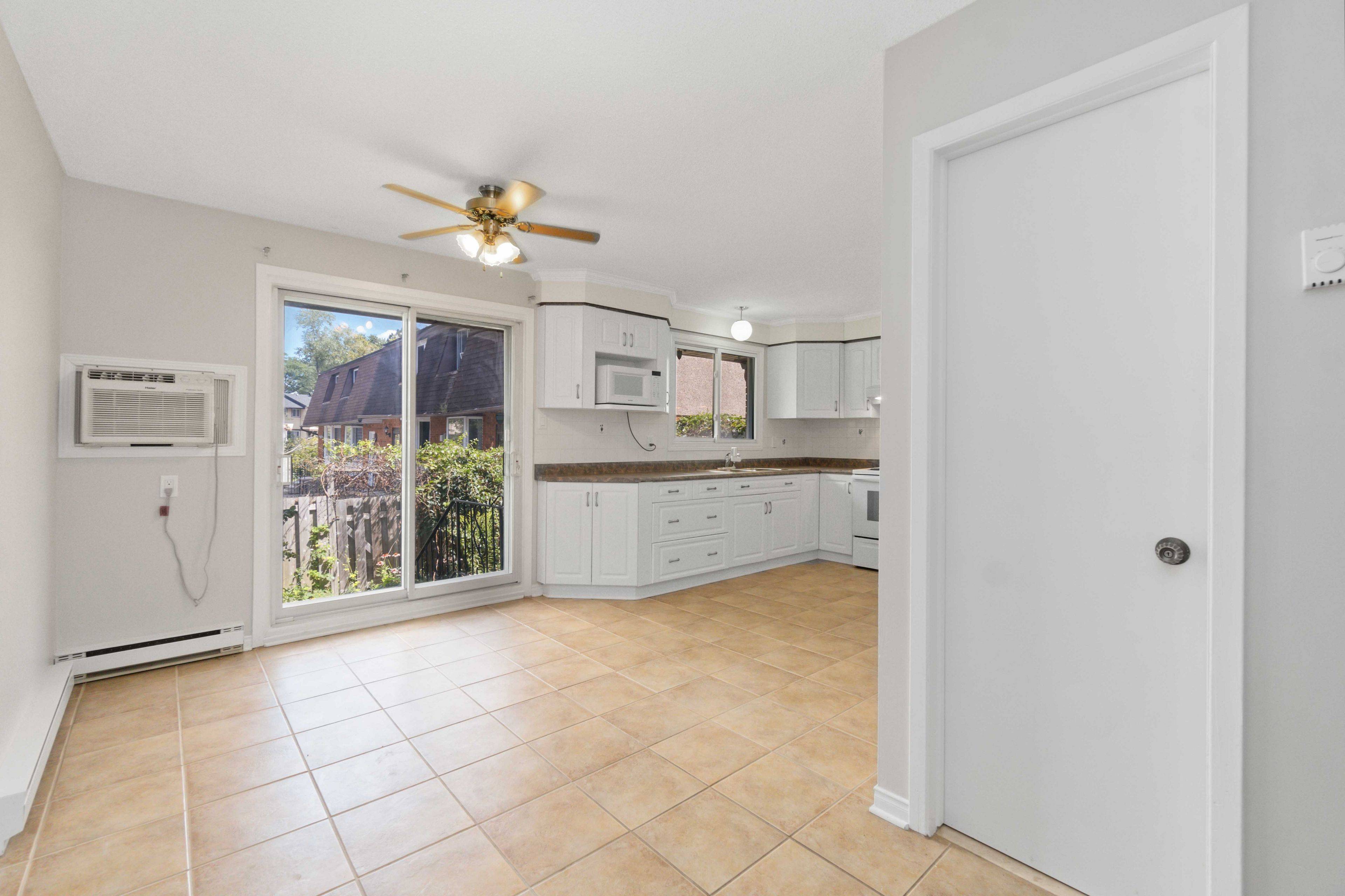 3103 Armada AVE #17, Blossom Park - Airport And Area, ON K1T 1T6