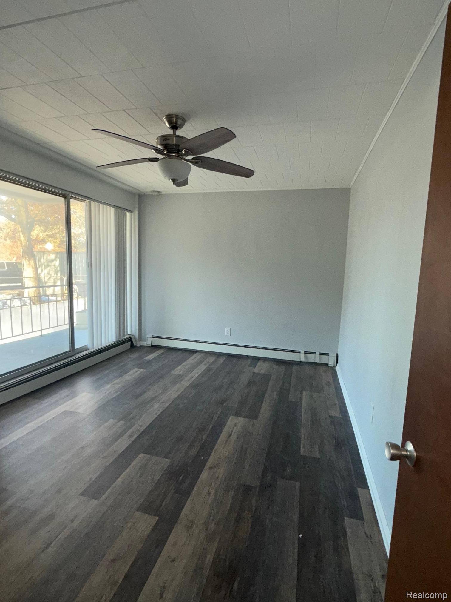 8300 E Jefferson Avenue #107, Detroit, MI 48214