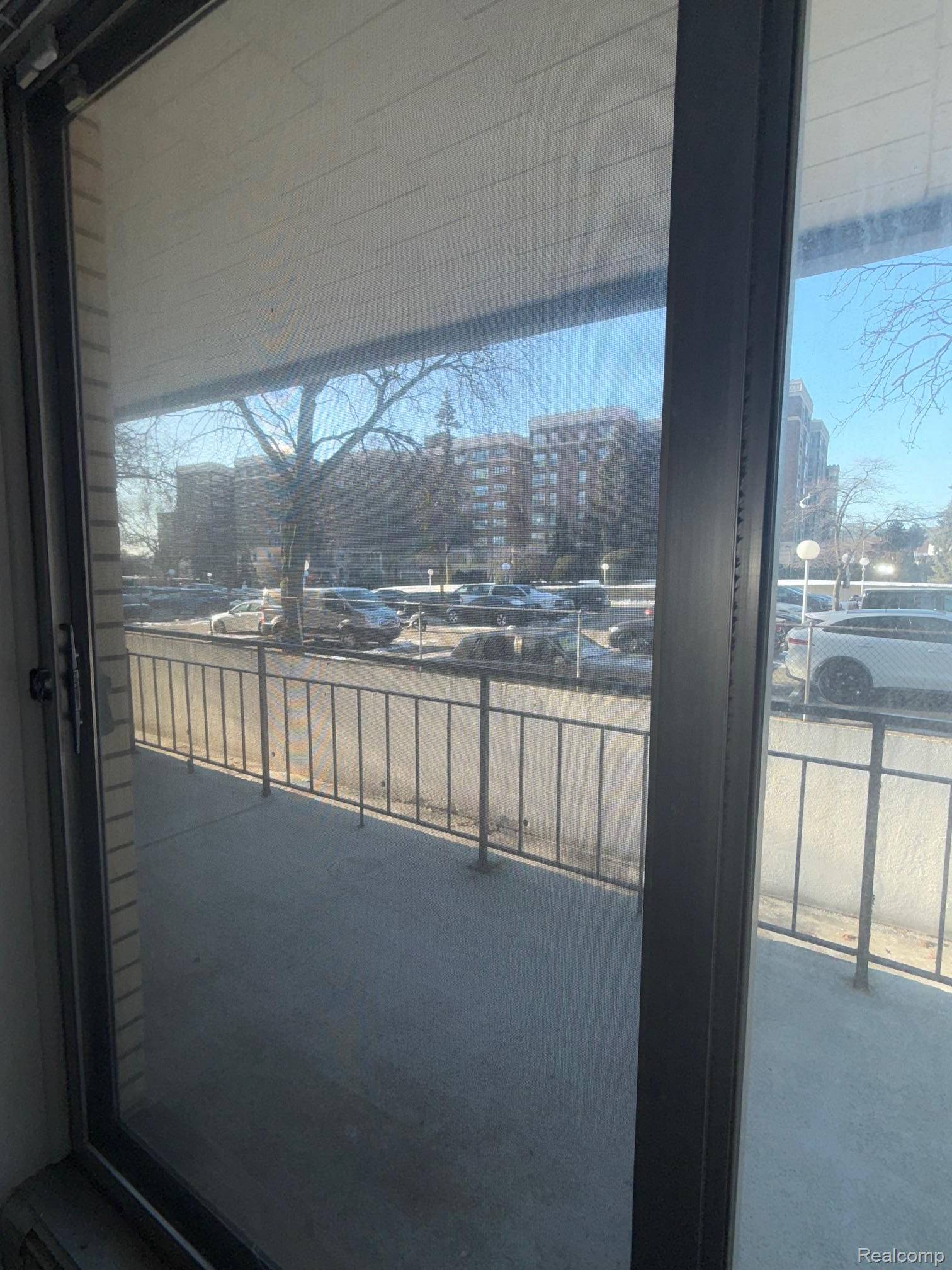 8300 E Jefferson Avenue #107, Detroit, MI 48214