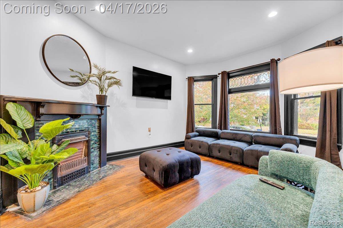 1759 Parker ST, Detroit, MI 48214