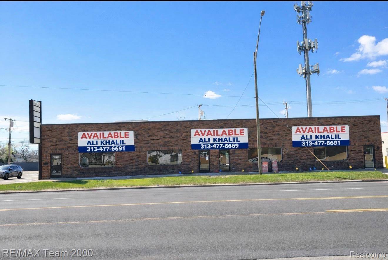 13665 Northline RD, Southgate, MI 48195