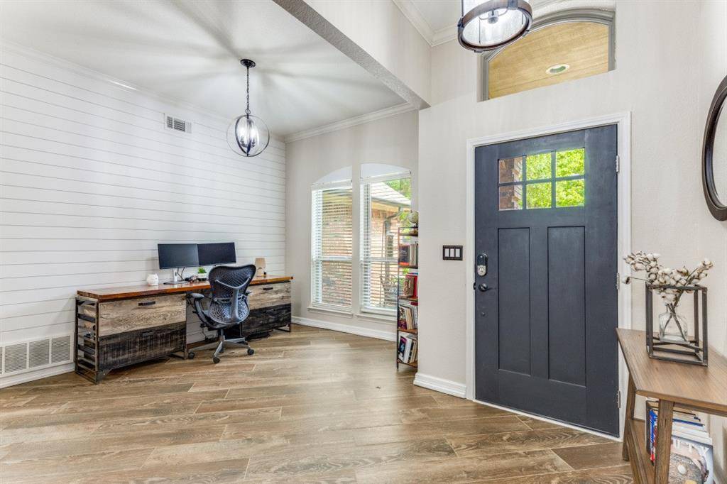 808 Tall Oak Lane, Keller, TX 76248