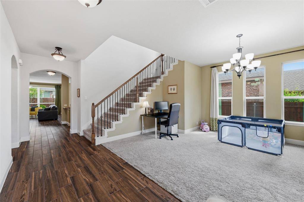 9924 Chrysalis Drive, Fort Worth, TX 76131