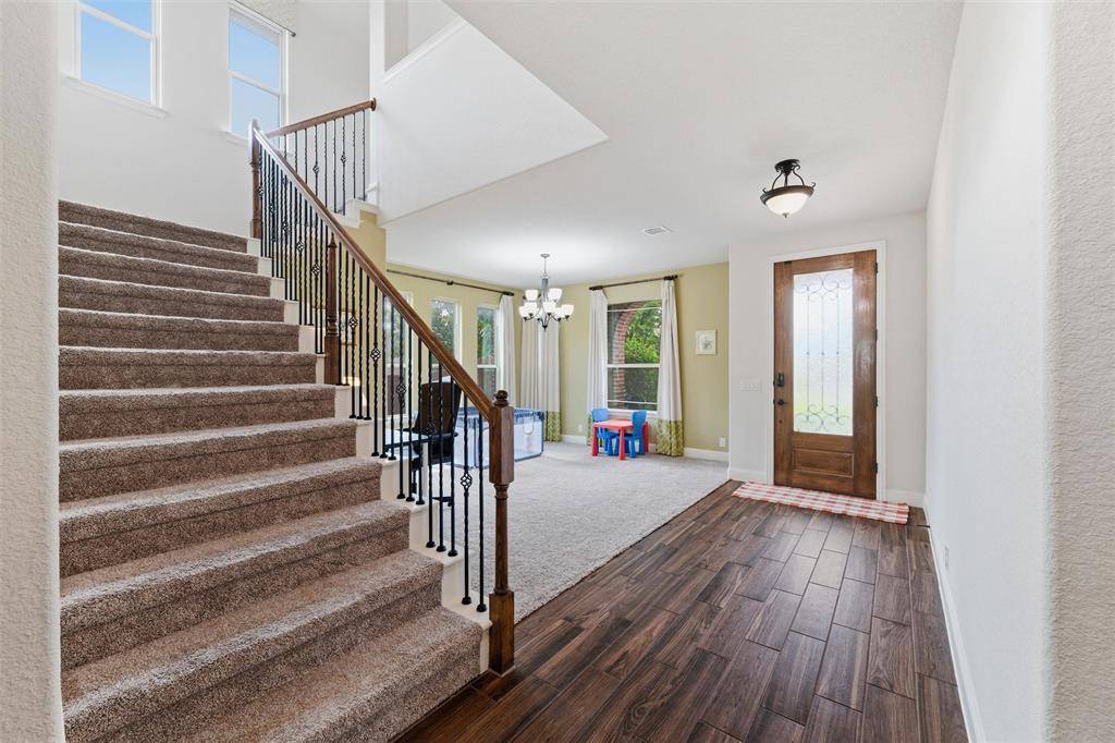 9924 Chrysalis Drive, Fort Worth, TX 76131