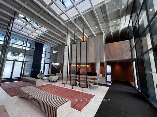 195 Commerce ST #2210, Vaughan, ON L4K 0P9