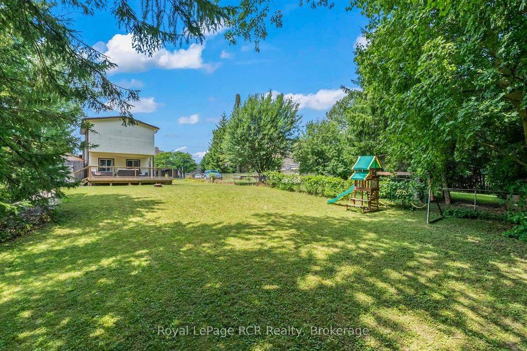 343 10th AVE, Hanover, ON N4N 2N4