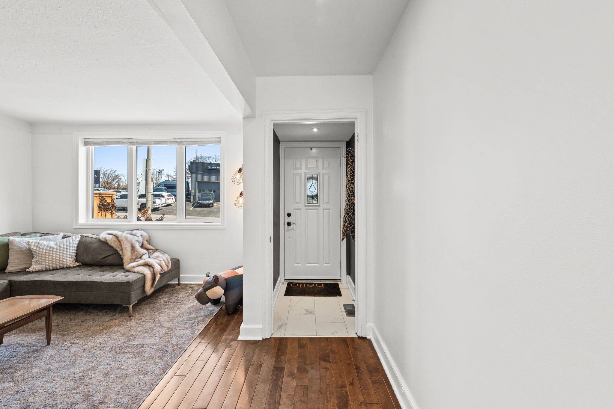 12 Stevenson AVE, Carlington - Central Park, ON K1Z 6N1