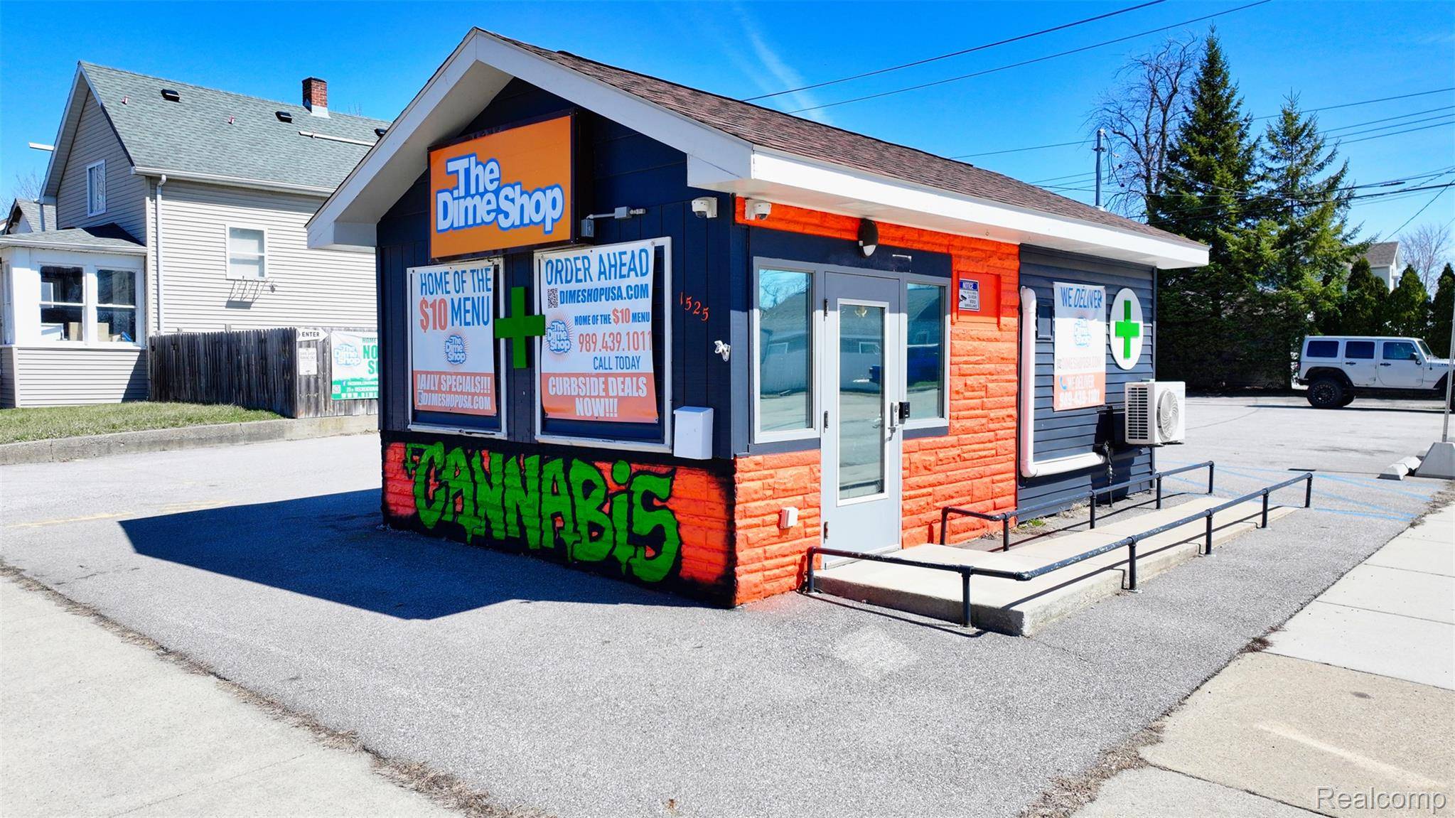 1525 Broadway ST, Bay City, MI 48708