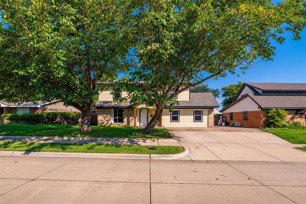 2311 E Mitchell Street, Arlington, TX 76010