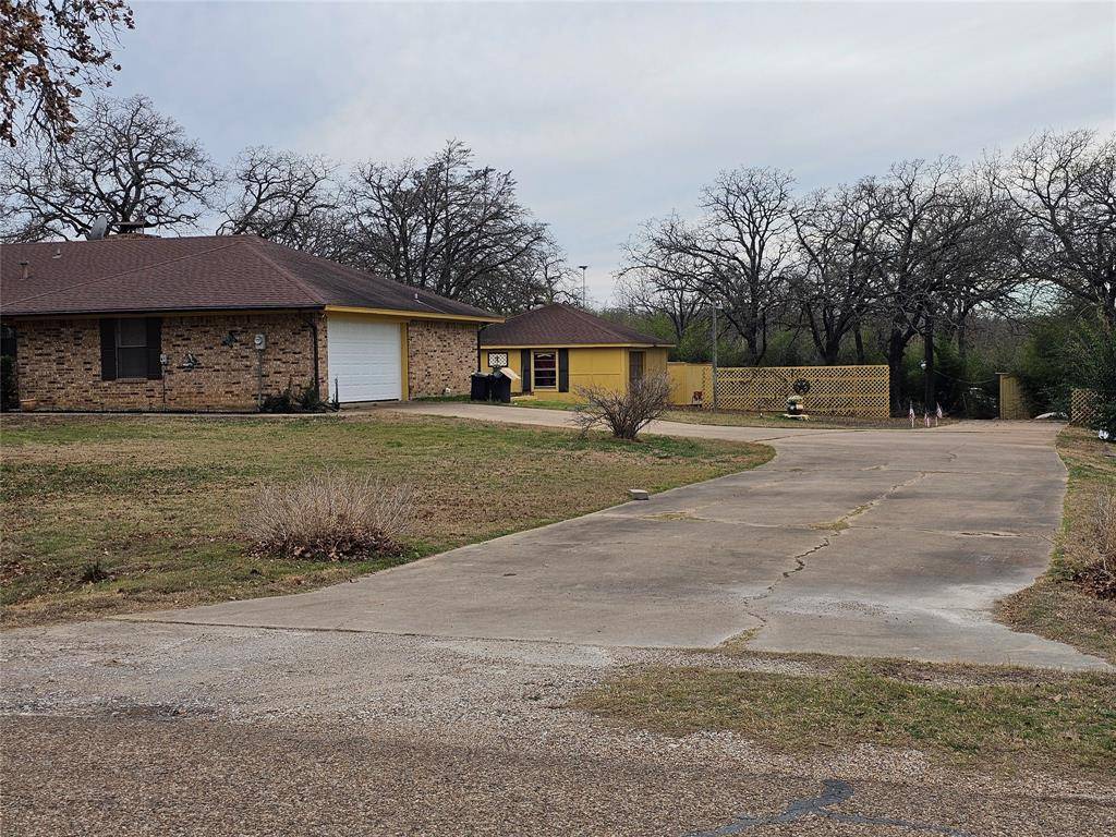 5955 Pecan Circle, Alvarado, TX 76009