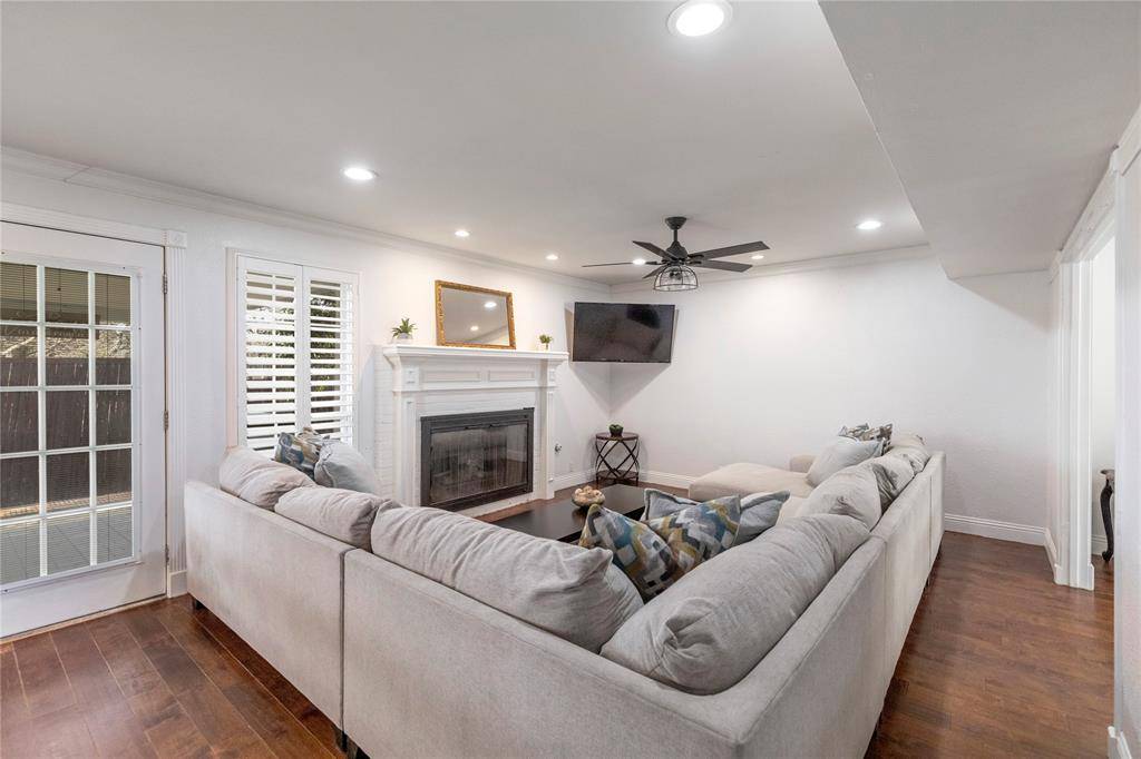 2906 Pacific Court, Irving, TX 75062