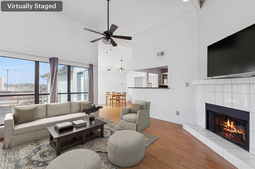 2903 Hunters Point Lane, Carrollton, TX 75007