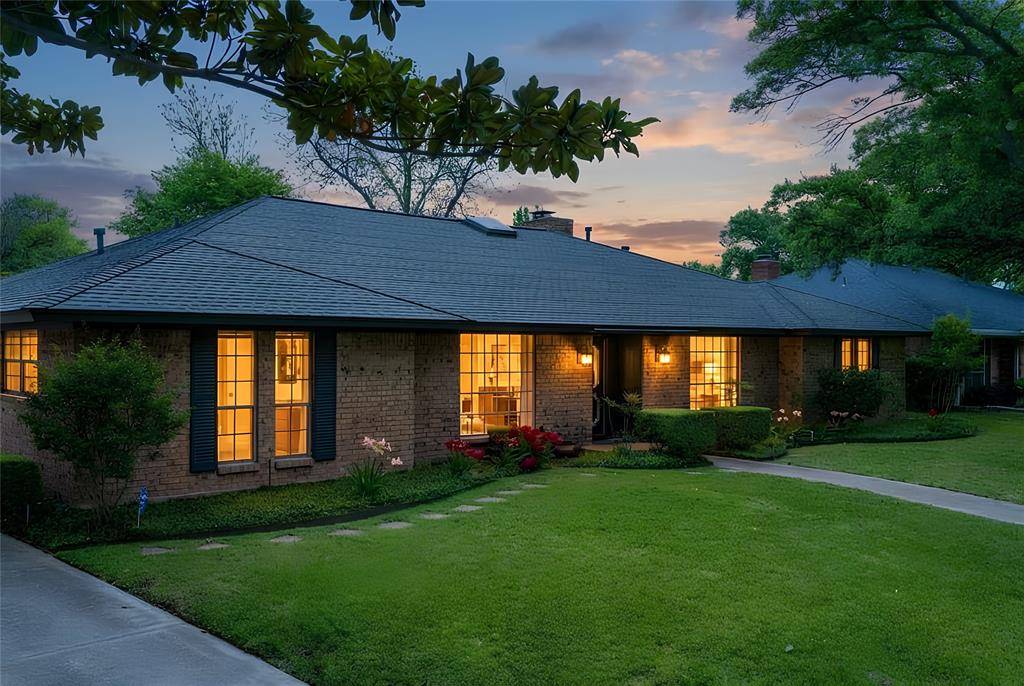 1813 Lakeside Drive, Arlington, TX 76013
