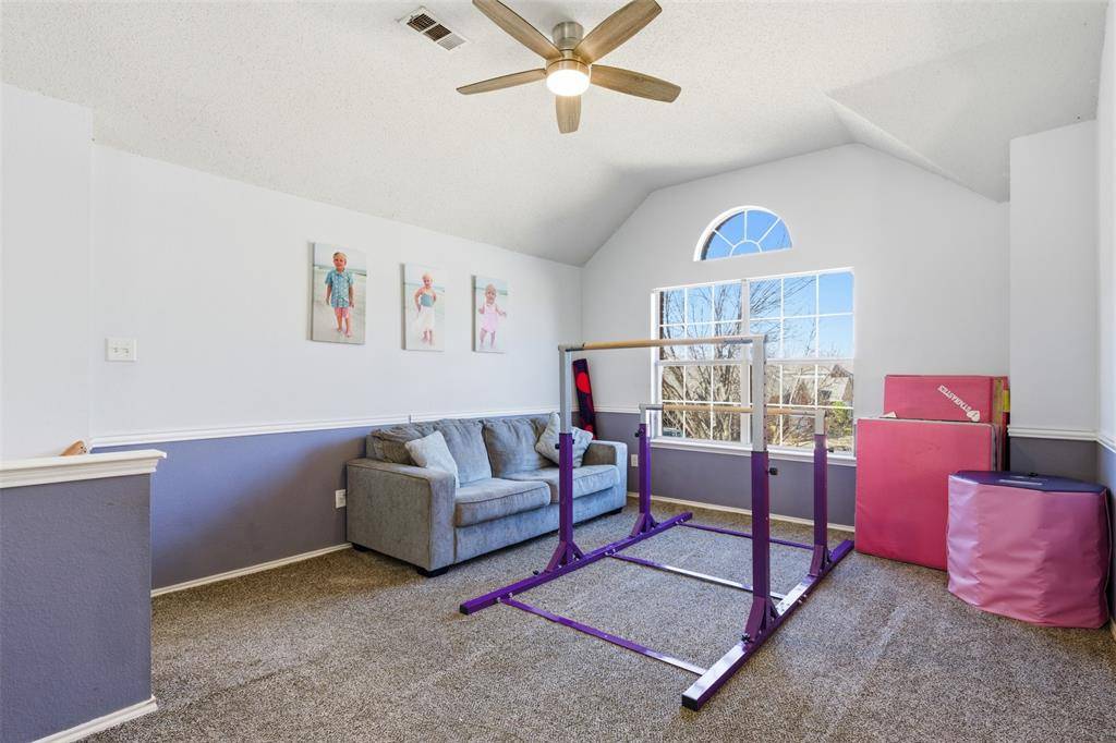 4925 Sunset Ridge Drive, Fort Worth, TX 76123